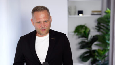 Gigantyczny dług Ameryki będzie napędzać ceny złota. Inwestorzy indywidualni znowu kupują fizyczny kruszec